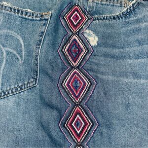 SANDRINE ROSE NWT‎ Size 26 Embroidered Skinny Boyfriend Jeans Soutwestern